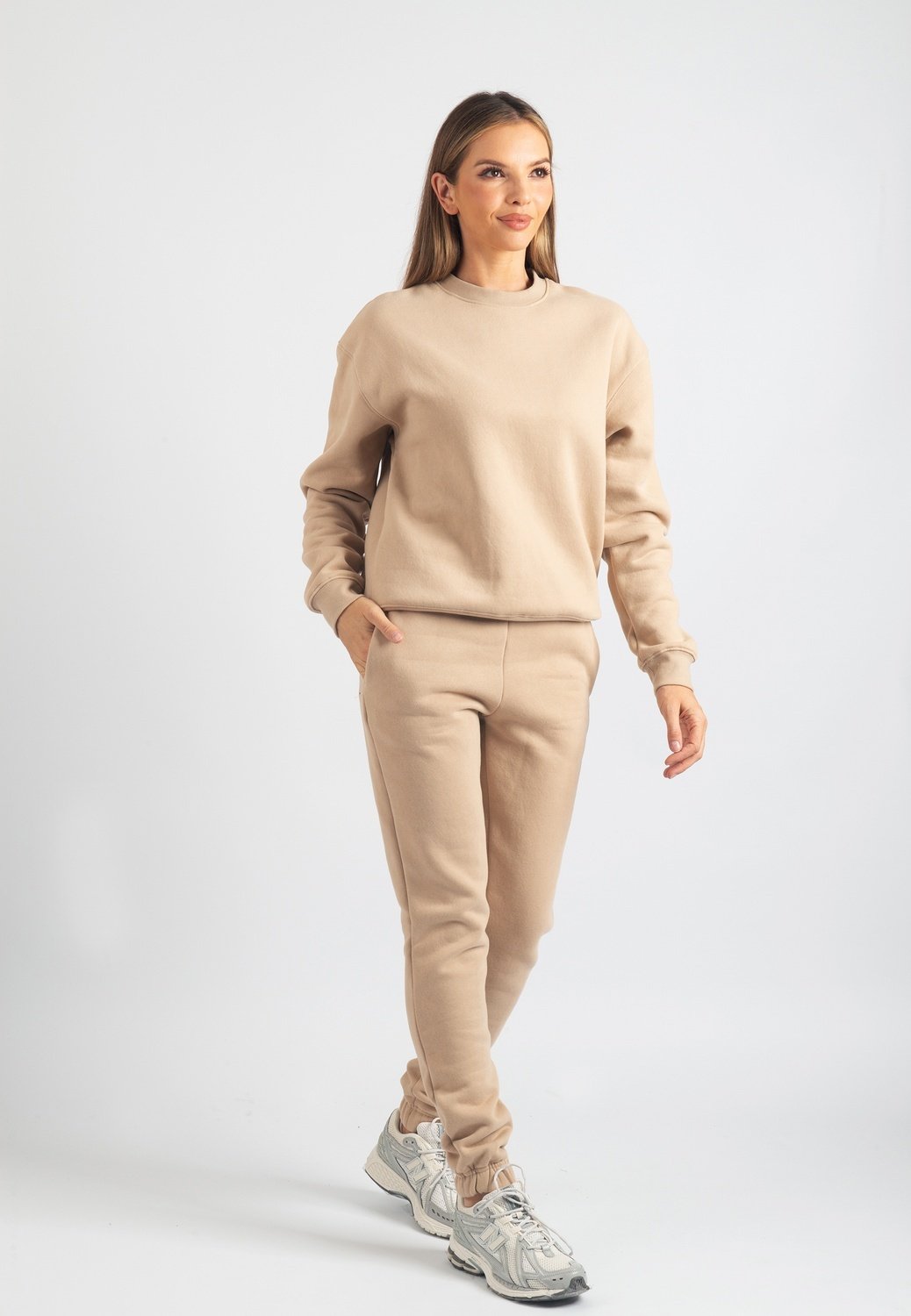 Harper Sweatshirt (Tan)