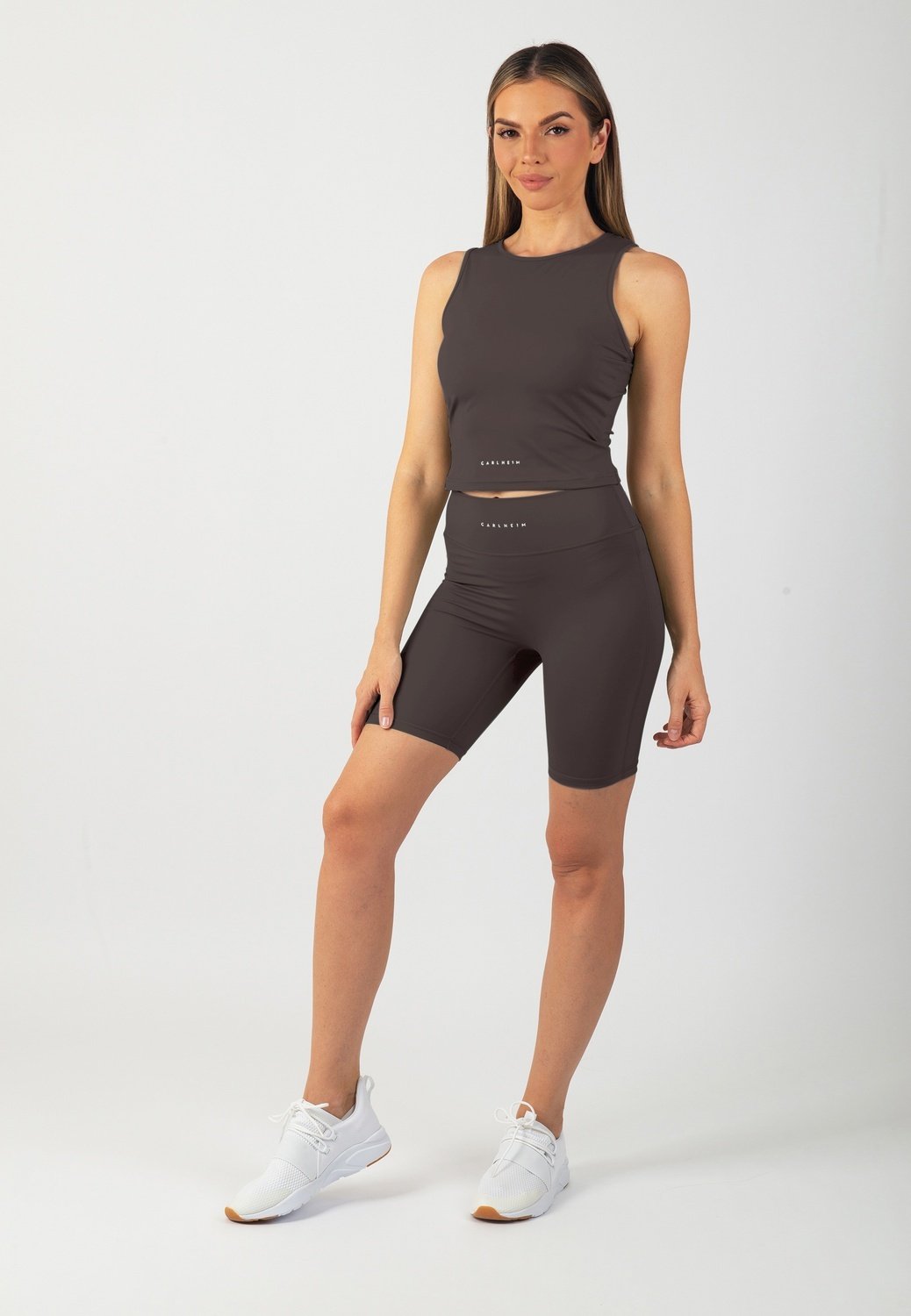 Serenita Shorts 8" (Light Plum)