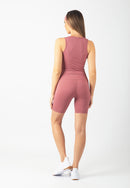 Serenita Shorts 8" (Berry)